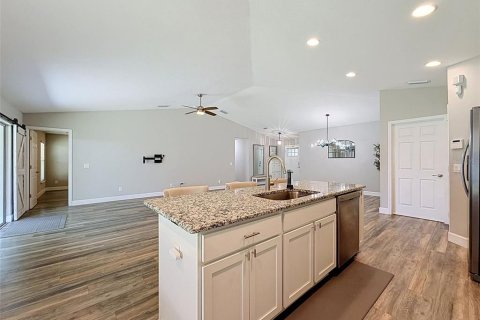 Villa ou maison à vendre à Auburndale, Floride: 4 chambres, 178.47 m2 № 2437134 - photo 18