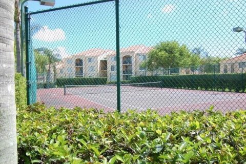 Condo in West Palm Beach, Florida, 2 bedrooms  № 2177584 - photo 26