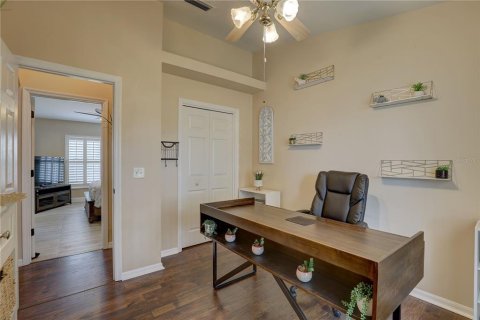 House in Riverview, Florida 5 bedrooms, 197.42 sq.m. № 1659610 - photo 29