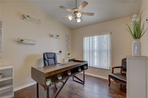 House in Riverview, Florida 5 bedrooms, 197.42 sq.m. № 1659610 - photo 28