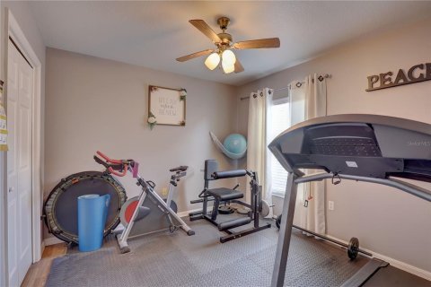 House in Riverview, Florida 5 bedrooms, 197.42 sq.m. № 1659610 - photo 30