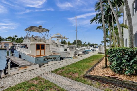 Condominio en venta en Fort Lauderdale, Florida, 2 dormitorios, 89.74 m2 № 2082740 - foto 29