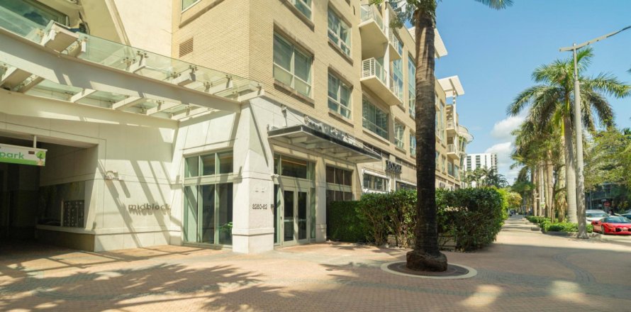 Condominio en Miami, Florida, 1 dormitorio № 1031657