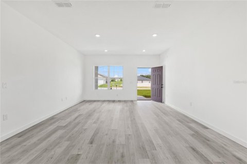 Villa ou maison à vendre à Poinciana, Floride: 4 chambres, 158.68 m2 № 1905348 - photo 18