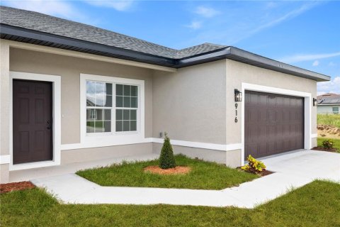 Villa ou maison à vendre à Poinciana, Floride: 4 chambres, 158.68 m2 № 1905348 - photo 3