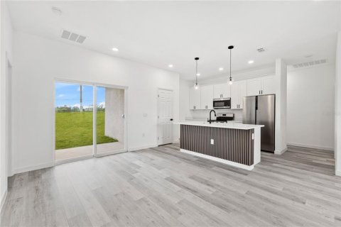 Villa ou maison à vendre à Poinciana, Floride: 4 chambres, 158.68 m2 № 1905348 - photo 16