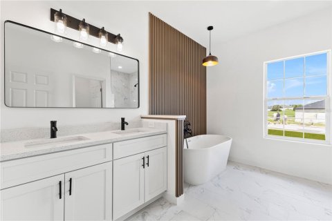 Villa ou maison à vendre à Poinciana, Floride: 4 chambres, 158.68 m2 № 1905348 - photo 23