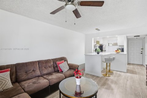 Condominio en venta en Margate, Florida, 1 dormitorio, 58.53 m2 № 2000440 - foto 6