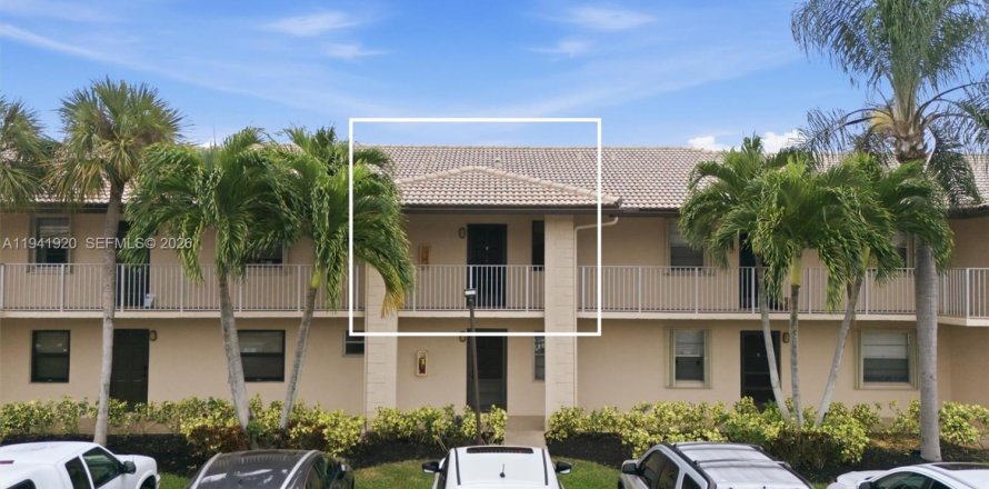 Condominio en Margate, Florida, 1 dormitorio  № 2000440