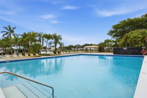 Condominio en venta en Margate, Florida, 1 dormitorio, 58.53 m2 № 2000440 - foto 26