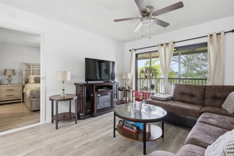 Condominio en venta en Margate, Florida, 1 dormitorio, 58.53 m2 № 2000440 - foto 5