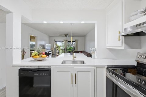 Condominio en venta en Margate, Florida, 1 dormitorio, 58.53 m2 № 2000440 - foto 11