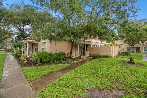 Condominio en venta en Temple Terrace, Florida, 2 dormitorios, 102.56 m2 № 1343853 - foto 2