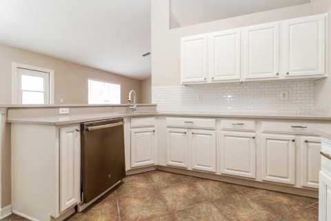 House in Spring Hill, Florida 3 bedrooms, 189.06 sq.m. № 1902764 - photo 5