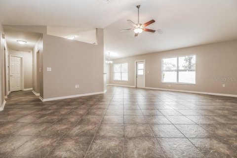 House in Spring Hill, Florida 3 bedrooms, 189.06 sq.m. № 1902764 - photo 3