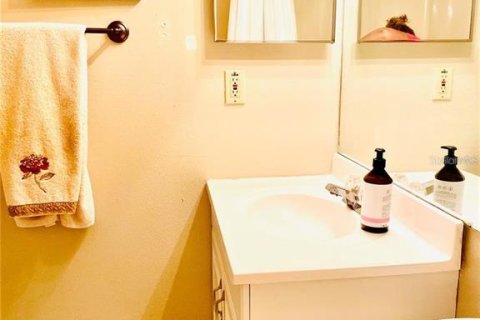 Copropriété à vendre à Kissimmee, Floride: 2 chambres, 100.98 m2 № 1518439 - photo 14