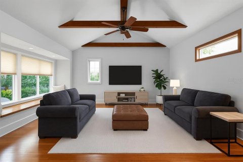 House in Orlando, Florida 4 bedrooms, 341.04 sq.m. № 1602478 - photo 24
