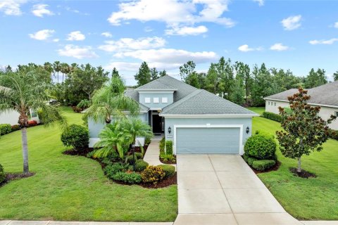Casa en venta en Bradenton, Florida, 3 dormitorios, 230.86 m2 № 1813667 - foto 1
