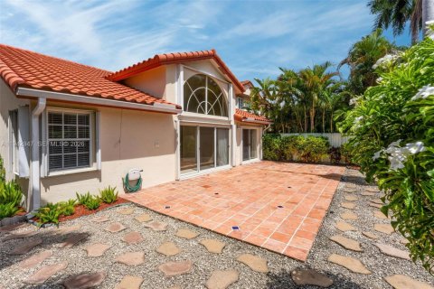 Villa ou maison à louer à Doral, Floride: 3 chambres, 176.98 m2 № 2000295 - photo 29