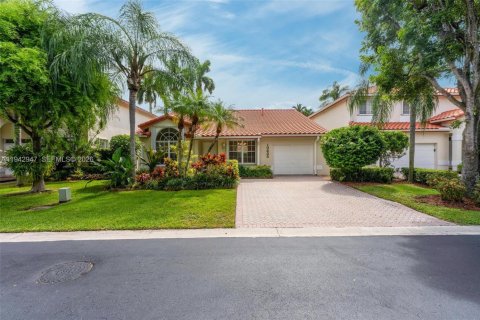Villa ou maison à Doral, Floride 3 chambres, 176.98 m2 № 2000295