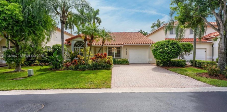 Villa ou maison à Doral, Floride 3 chambres, 176.98 m2 № 2000295