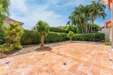 Villa ou maison à louer à Doral, Floride: 3 chambres, 176.98 m2 № 2000295 - photo 28