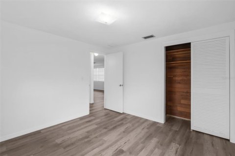 House in Holiday, Florida 2 bedrooms, 99.22 sq.m. № 1815187 - photo 24
