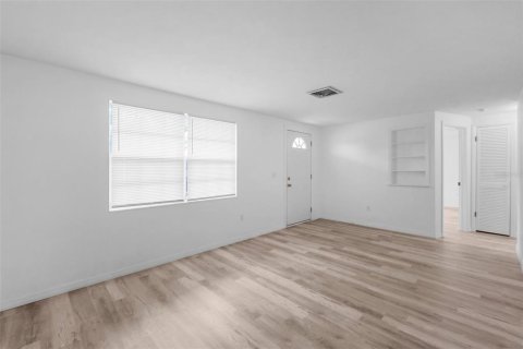 House in Holiday, Florida 2 bedrooms, 99.22 sq.m. № 1815187 - photo 7