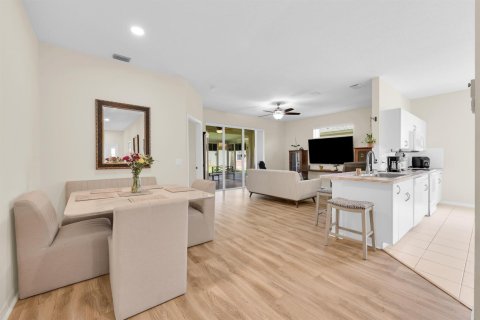 Villa ou maison à vendre à Port St. Lucie, Floride: 3 chambres, 141.58 m2 № 2177164 - photo 6