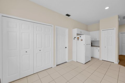 Villa ou maison à vendre à Port St. Lucie, Floride: 3 chambres, 141.58 m2 № 2177164 - photo 12