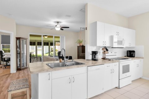 Villa ou maison à vendre à Port St. Lucie, Floride: 3 chambres, 141.58 m2 № 2177164 - photo 10