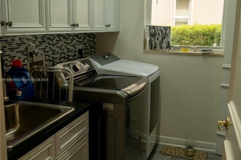 Villa ou maison à vendre à Wellington, Floride: 3 chambres, 284.65 m2 № 1927073 - photo 25