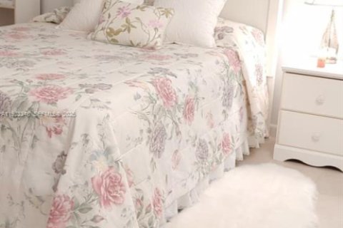 Купить кондоминиум в Холливуд, Флорида 1 спальня, 67.82м2, № 1977348 - фото 8