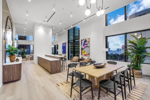 Condominio en alquiler en Miami, Florida, 2 dormitorios, 64.66 m2 № 2240679 - foto 27