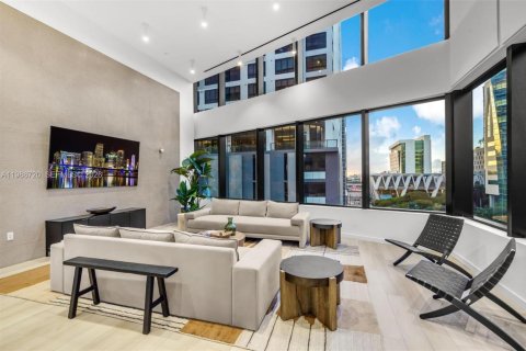 Condominio en alquiler en Miami, Florida, 2 dormitorios, 64.66 m2 № 2240679 - foto 30
