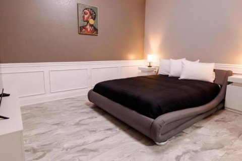 Condominio en venta en Orlando, Florida, 2 dormitorios, 169.36 m2 № 2215465 - foto 11