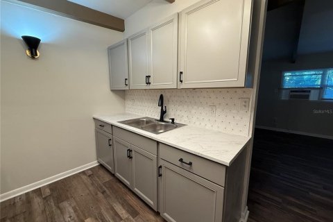 House in Gainesville, Florida 3 bedrooms, 106.09 sq.m. № 1851579 - photo 5