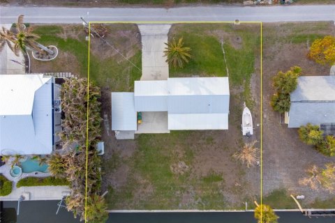 House in Englewood, Florida 2 bedrooms, 66.89 sq.m. № 1717800 - photo 17