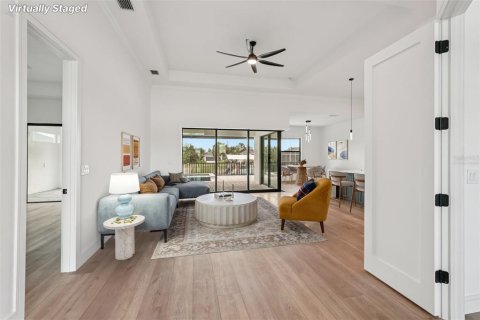 House in Port Charlotte, Florida 3 bedrooms, 200.85 sq.m. № 1784550 - photo 3