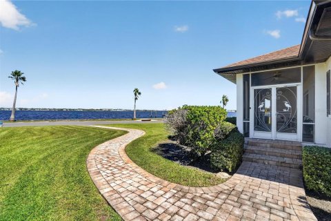 Villa ou maison à vendre à Bradenton, Floride: 3 chambres, 244.61 m2 № 2430573 - photo 6