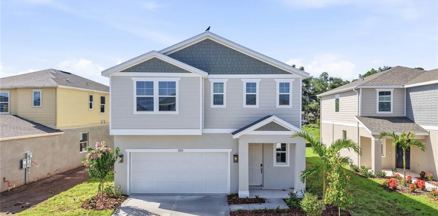 House in Palmetto, Florida 3 bedrooms, 223.89 sq.m. № 2119841