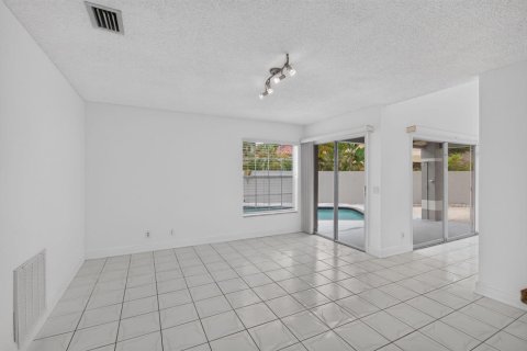 Villa ou maison à louer à Boca Raton, Floride: 4 chambres, 259.2 m2 № 2397796 - photo 29