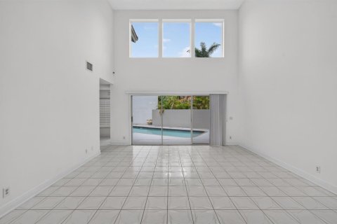 Villa ou maison à louer à Boca Raton, Floride: 4 chambres, 259.2 m2 № 2397796 - photo 12