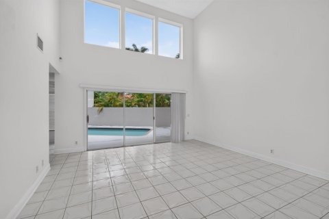 Villa ou maison à louer à Boca Raton, Floride: 4 chambres, 259.2 m2 № 2397796 - photo 13