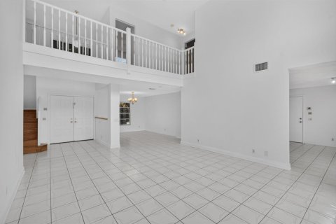 Villa ou maison à louer à Boca Raton, Floride: 4 chambres, 259.2 m2 № 2397796 - photo 15