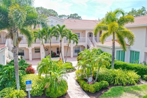 Condominio en venta en Sarasota, Florida, 2 dormitorios, 123 m2 № 1670616 - foto 1