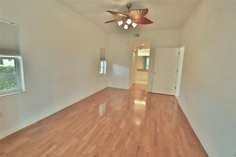 Condominio en venta en Sarasota, Florida, 2 dormitorios, 123 m2 № 1670616 - foto 15