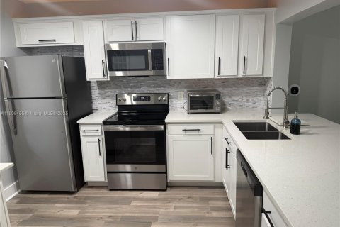 Copropriété à vendre à Boca Raton, Floride: 2 chambres, 90.58 m2 № 1964315 - photo 2