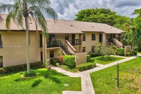 Copropriété à vendre à Boca Raton, Floride: 2 chambres, 90.58 m2 № 1964315 - photo 9
