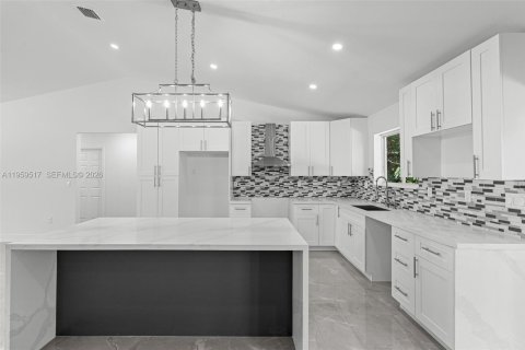 Villa ou maison à vendre à Homestead, Floride: 3 chambres, 204.57 m2 № 2019861 - photo 16